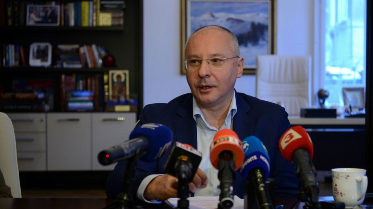 Липсата на идеи и изтласкването на гражданите вън от политиката доведе до сегашните кризи