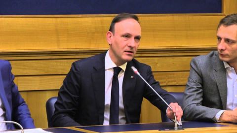 Италия се обяви против външната намеса в делата на Венецуела