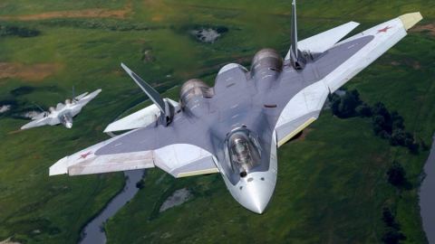 Първият сериен Су-57 ще бъде доставен на руската авиация тази година