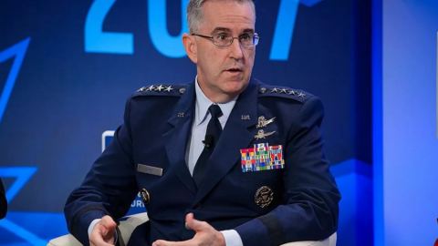 WP: Американски генерал предложи в СТАРТ-3 да се включи и новото руско оръжие