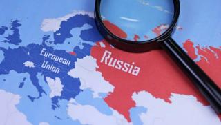 Stratfor, Русия, приятели, цял свят, Запада