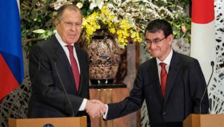 Лавров, разминаване, Япония, Русия, мирния договор