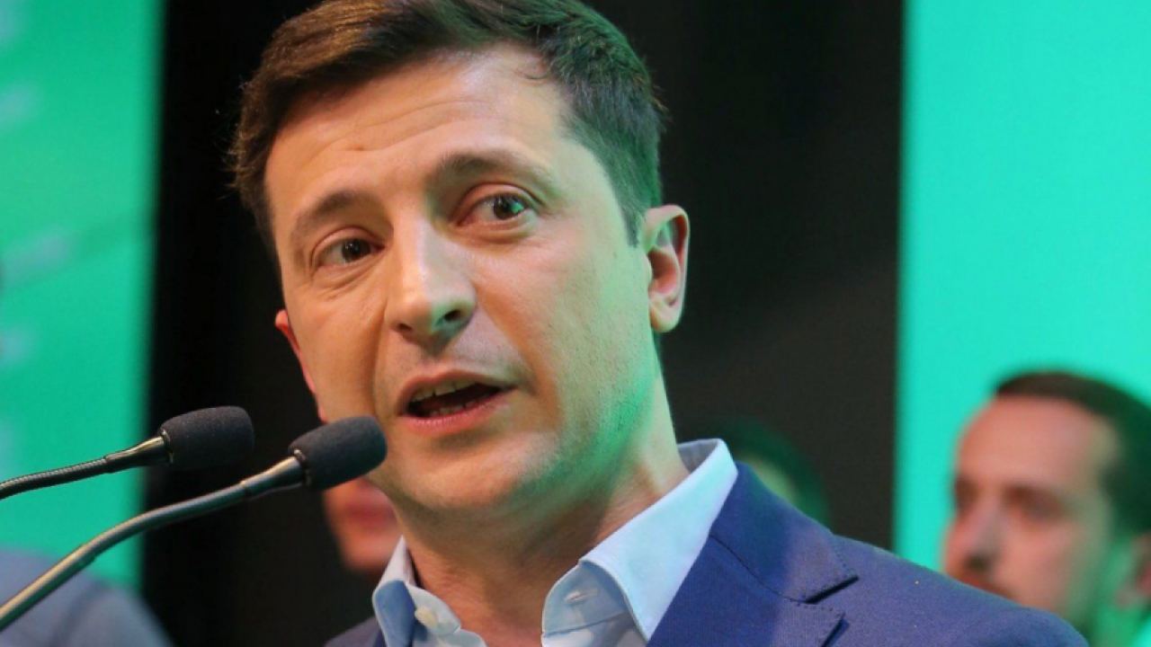 Партията на Зеленски е заплашена да не бъде допусната на избори