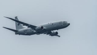 ВМС, САЩ, прихващане, разузнавателен самолет, руски Су-35