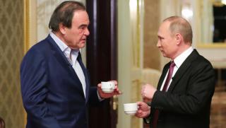 Стоун, Путин, оптимист, миротворец