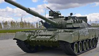 Барс, снежен, газово-турбинните T-80УЕ-1