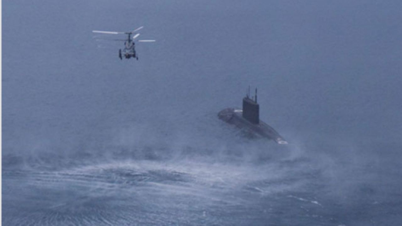 В Заполярието пилотите на морската авиация откриха „вражески” подводници