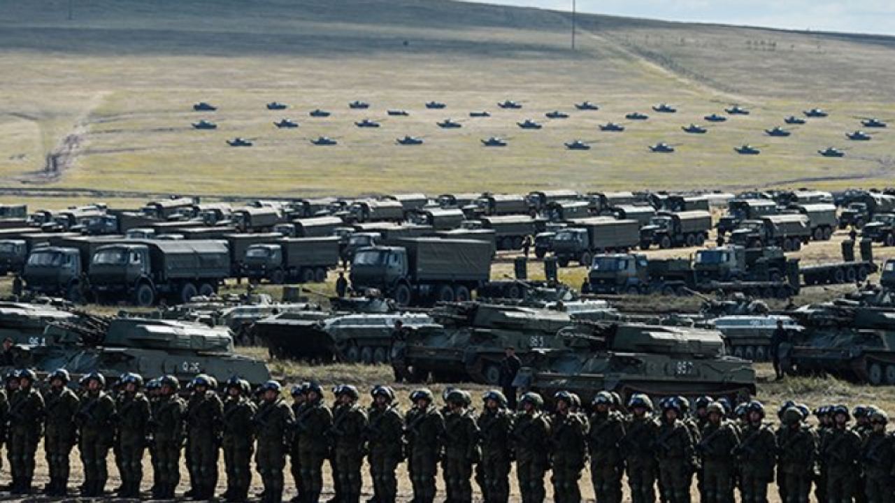Русия обяви учения с участието на близо 130 хил. военни от осем страни