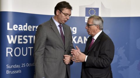 Politico: Сърбия разширява икономическите си връзки с Русия, въпреки предупрежденията на ЕС