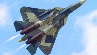 Болид, стратосфера,: пилот-изпитател, полет, Су-57