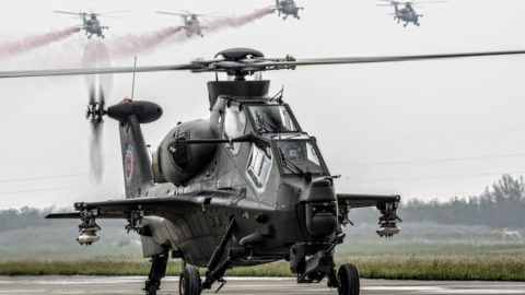 Китайските бойни хеликоптери кацнаха в Урал