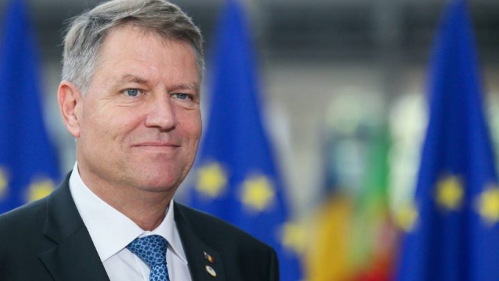 Президентът на Румъния призова Зеленски да измени закона за образованието