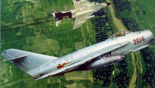 МиГ-21, сваля, F-4 “Фантом”