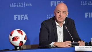 The Independent, президент, ФИФА, доживотно отстраняване, расисти, футболни мачове