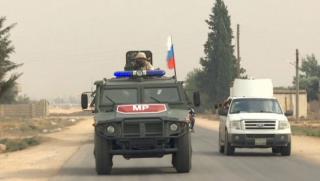 Руски военни, патрулиране, граница, Сирия, Турция