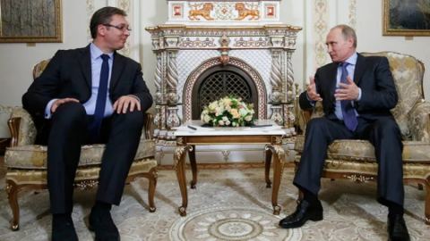 Белград прави важен избор на фона на кризата в евроатлантическите структури