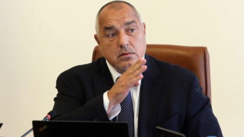 ВИЦ: Мъж кара жена си да пусне телевизора
