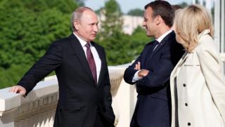 Макрон, руските ракети,  самоутвърждаване