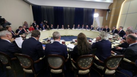 Deutschlandfunk: Путин похвали германския бизнес в Сочи и обеща да не разочарова