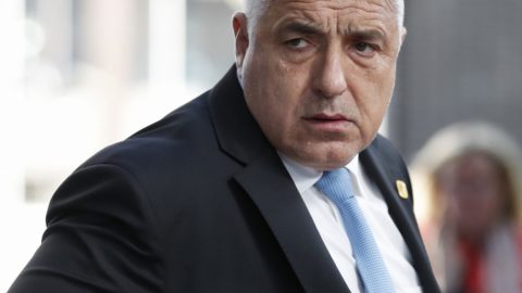 Мъж в аптеката