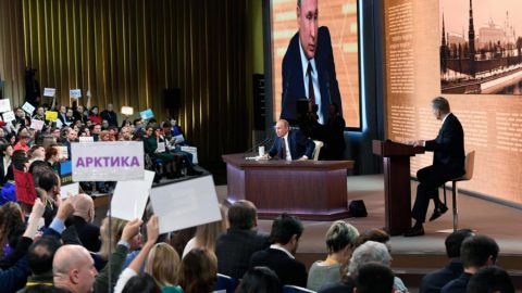 SCMP: Направо към отговори на въпроси - Путин се е отклонил от традицията да направи изявление в началото на пресконференцията