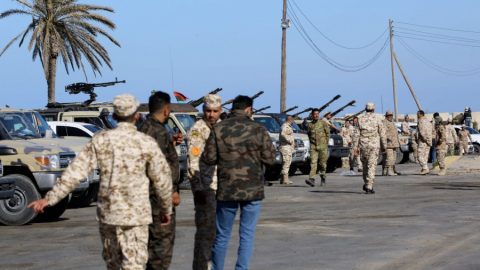 Армията на Хафтар обкръжи силите на ПНС в Триполи по земя