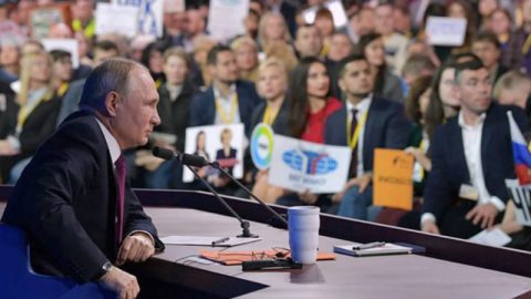 Washington Post: Думите на Путин за промяна на Конституцията провокираха вълна от спекулации
