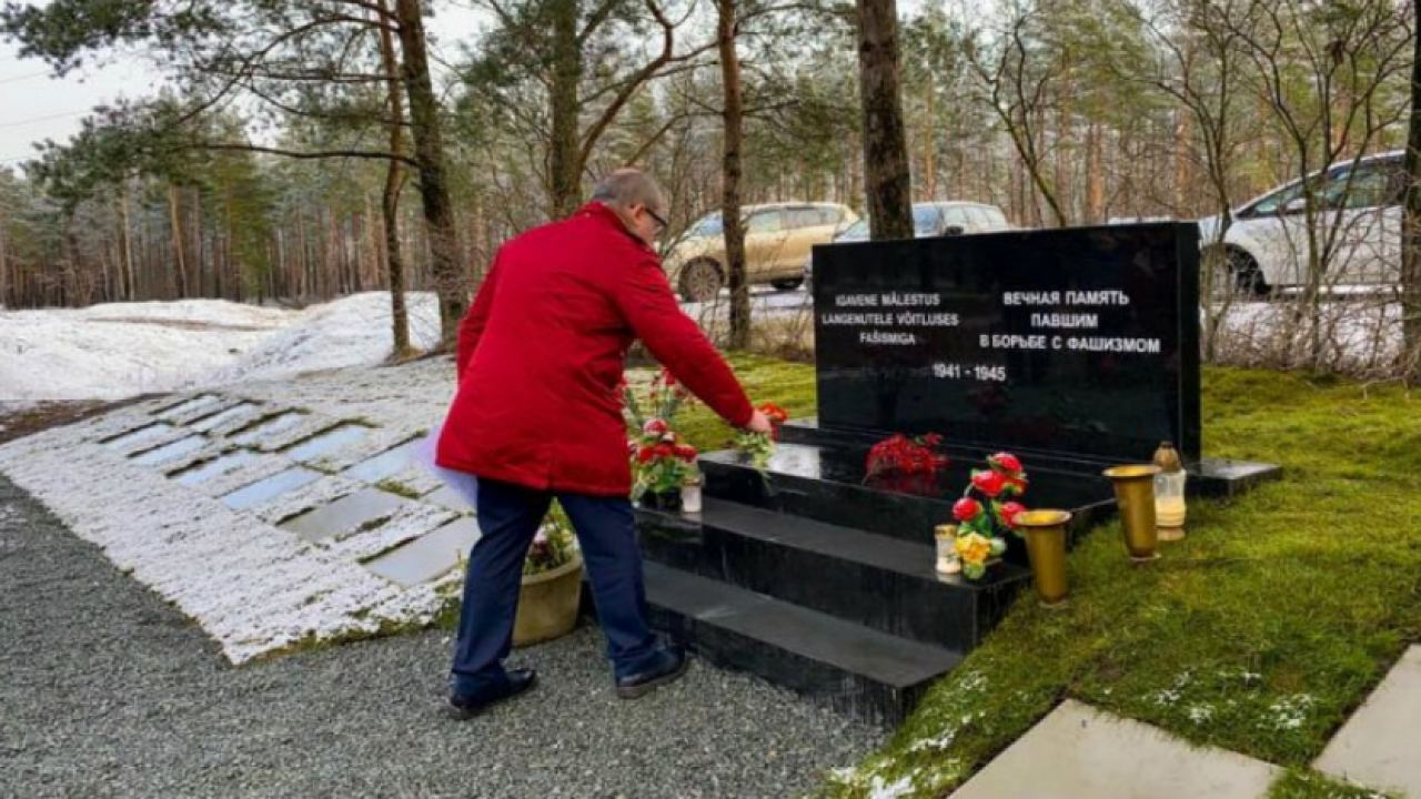 В Талин бе открит паметник в чест на съветските войни-освободители