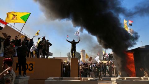 Пентагонът ще изпрати в Ирак 750 войници след атаката срещу посолството в Багдад