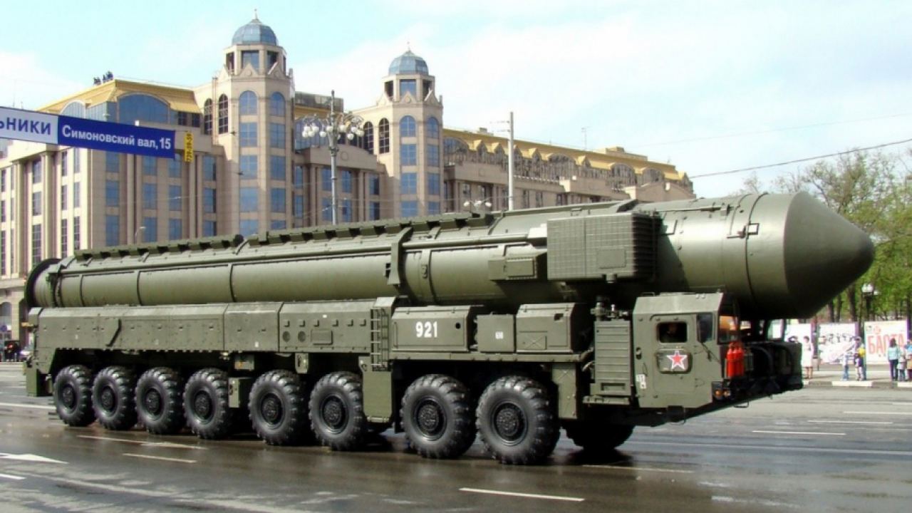 ВИЦ: Вовка пита баща си колко се лети до Америка