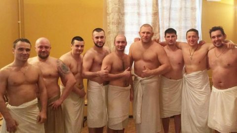 ВИЦ: Жена в мъжката баня