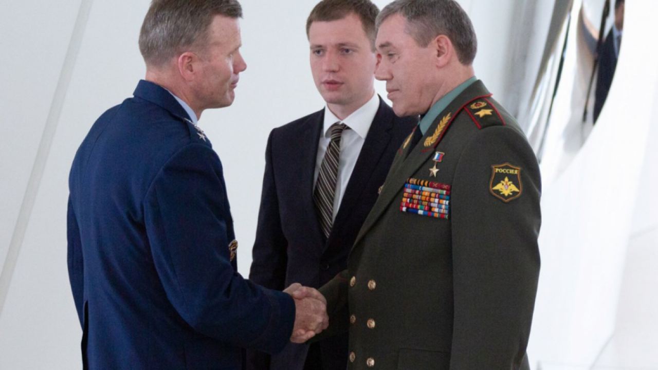 Генералите на Русия и НАТО има за какво да се разберат