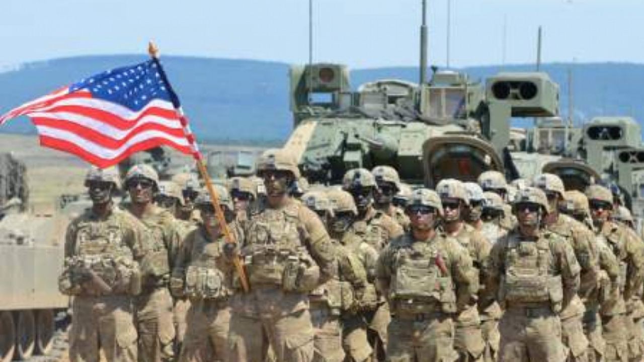 Ирак стреля по американска военна база