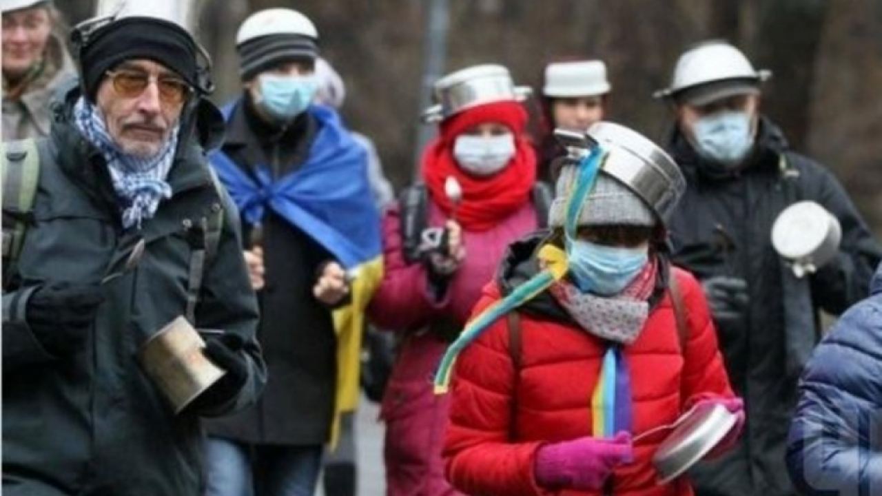 Украински икономист призова да продадат Украйна на Китай