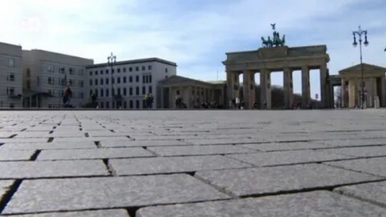 Welt: Коронавирусът убива сърцето на Берлин — неговия нощен живот