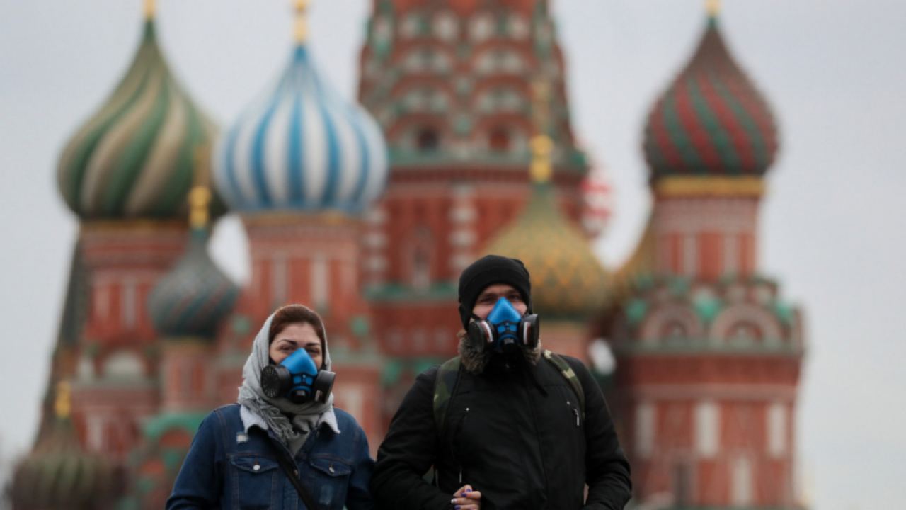 ORF: Пандемията в Русия отива към спад, но за парад е още рано