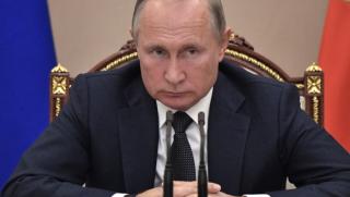 Блумбърг, Путин, стимулира, икономика, 14 милиарда долара