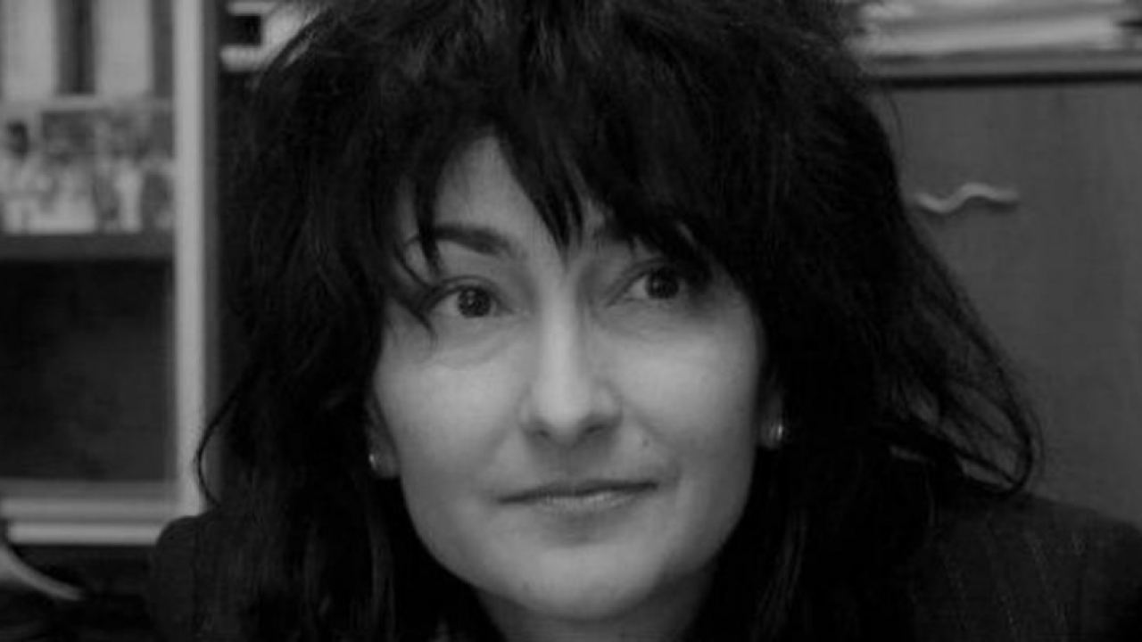 Корнелия си въобразява, че стои над нормите на партийния живот