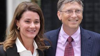 Ню Йорк Таймс, Бил Гейтс, преследва, служителка, Майкрософт, развод