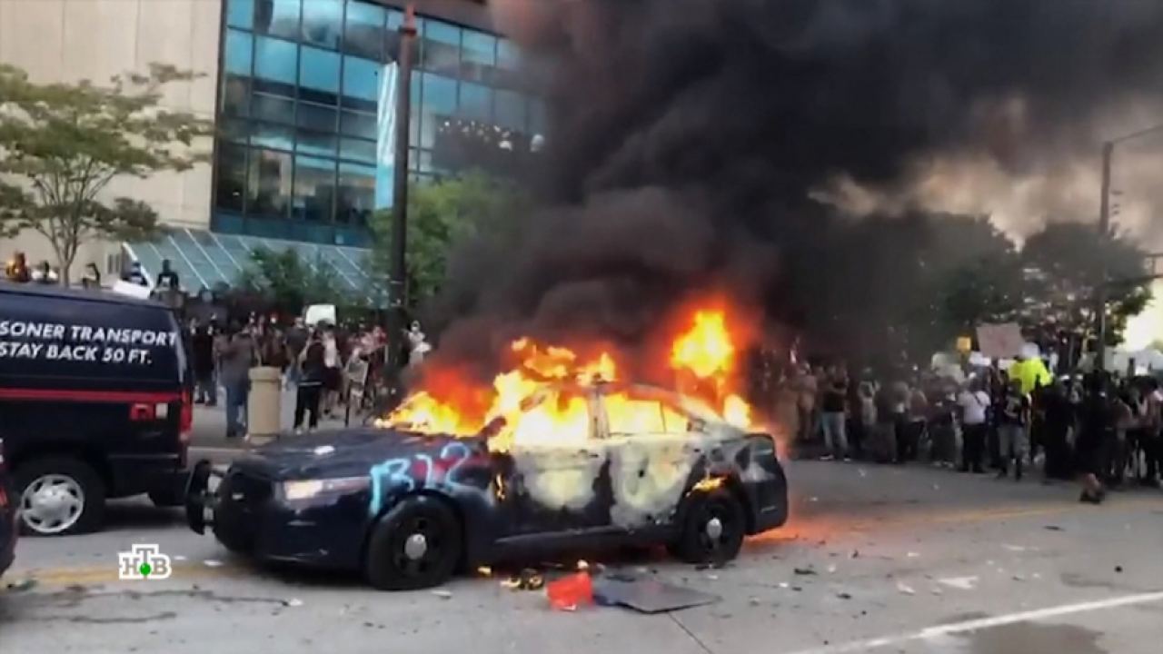 CNN заподозря Русия в разпалване на протестите в САЩ, но тролове има и в самата Америка