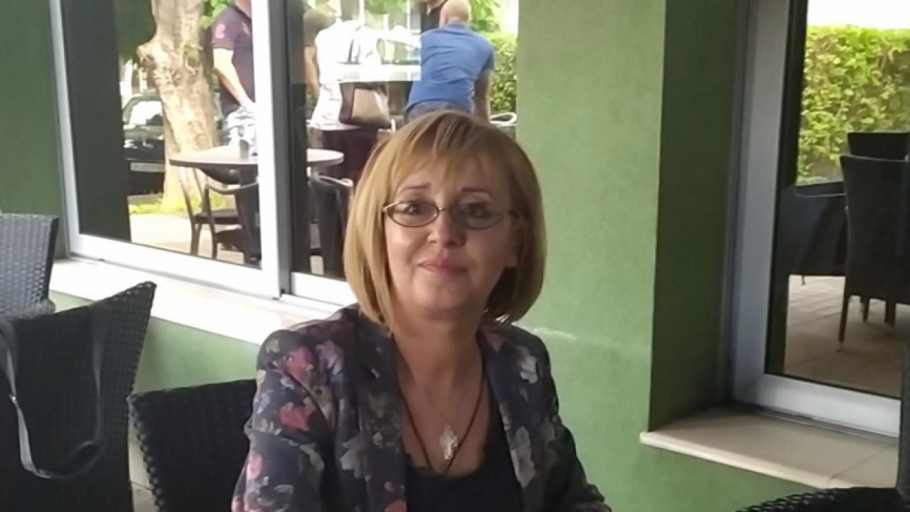 Манолова: Фалшива новина е, че сме се срещали с Корнелия Нинова