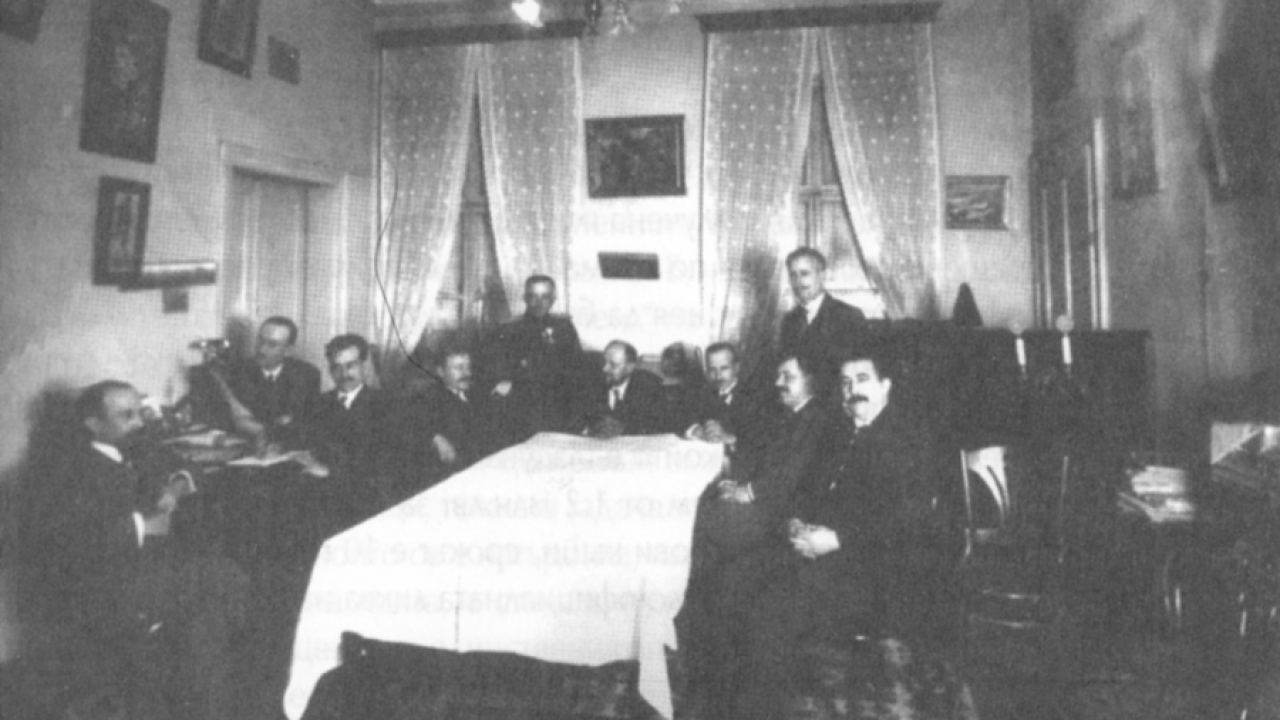 Паравоенните фашистки отряди в България
