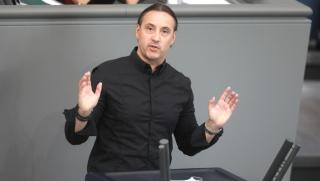 Бундестага, обвиниха, САЩ ,евтин шантаж