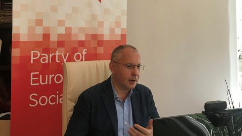 ПЕС настоява за европейска схема за минимален доход и засилване на компетенциите на ЕС в здравеопазването