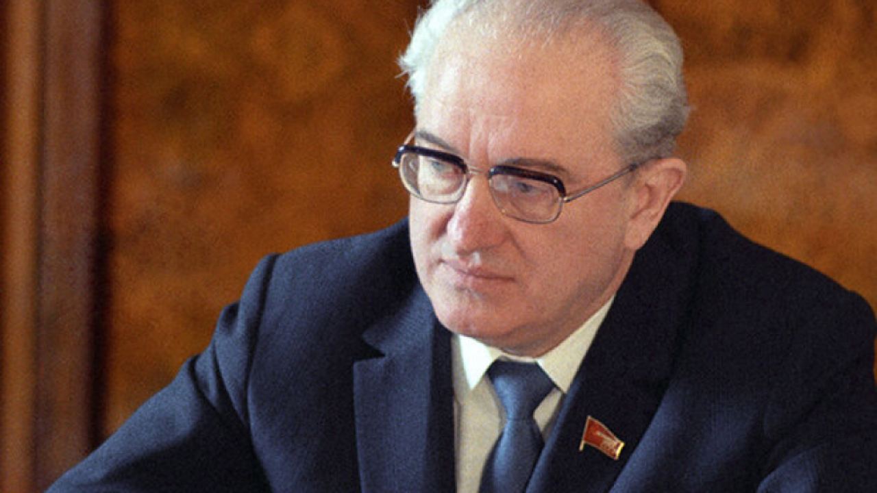 ВИЦ: Андропов искал да смени астрономическото време
