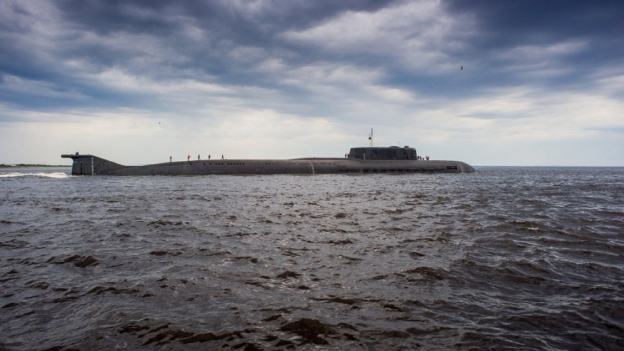 Неочаквана среща на шведите с руска подводница ги докара до възторг
