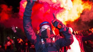 Избягване, цветни революции