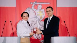 Полски премиер,  Моравецки, ключове, беларуски център, Варшава, Тихановская