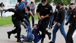 Блицкриг, провал, белоруска опозиция, загуби, улицата