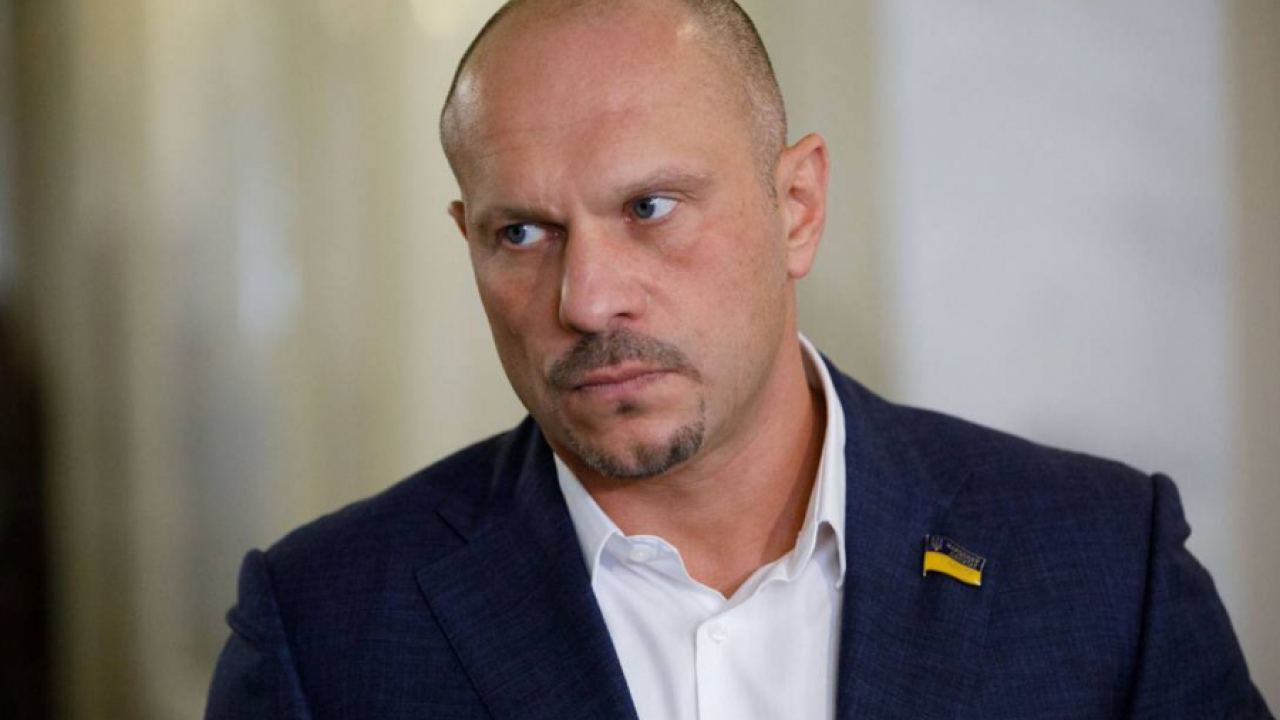 Депутат от Върховната Рада съобщи, че украинските власти доставят оръжие на Азербайджан